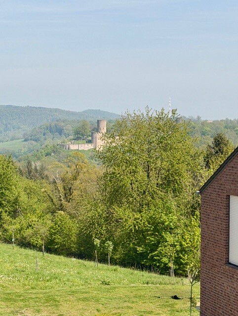 Haushälfte rechts - Blick vom Balkon nach Blankenberg
