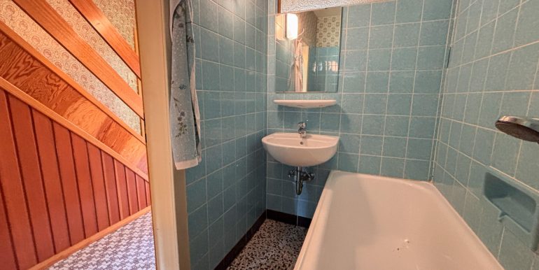 Badezimmer EG