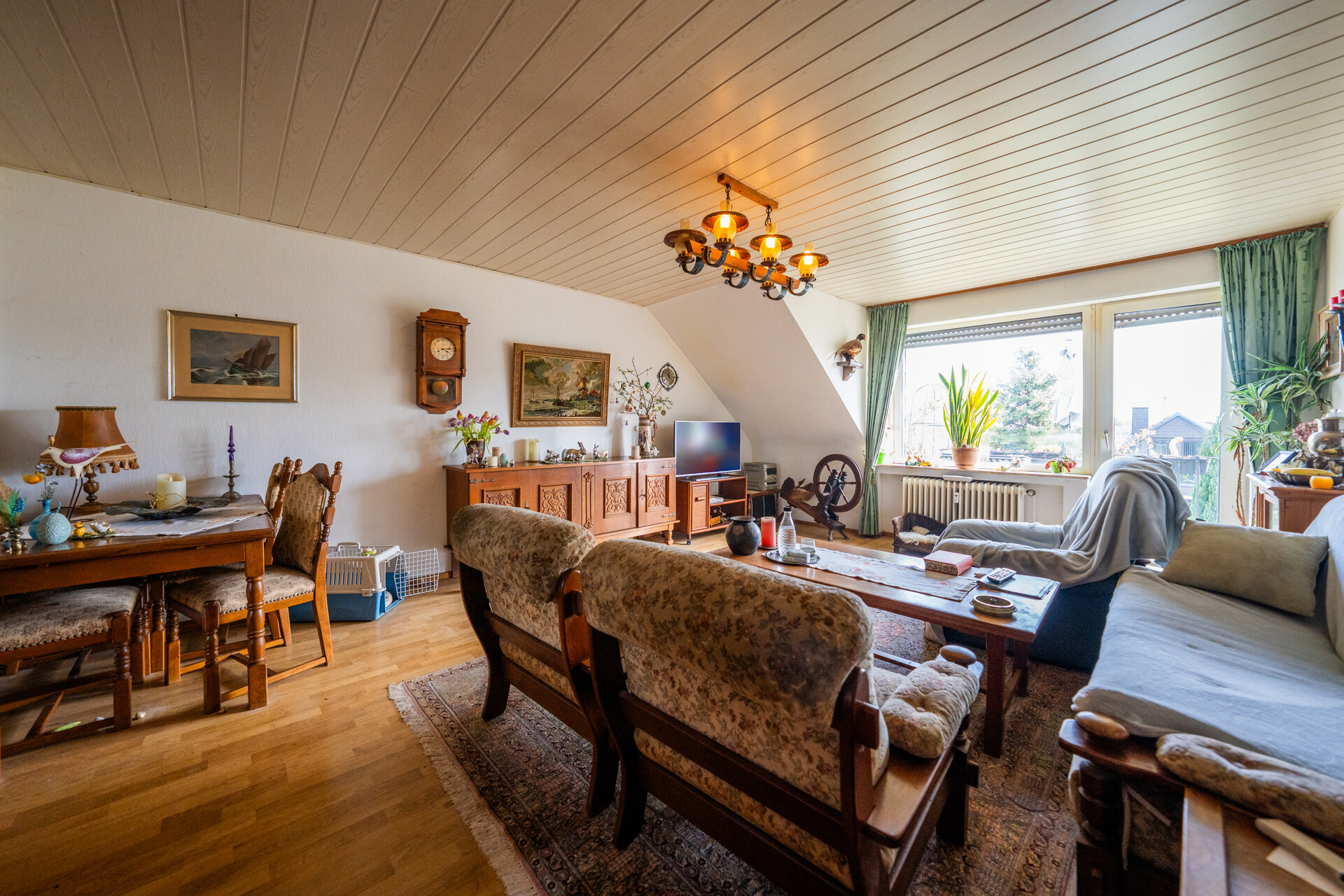 Wohnzimmer DG