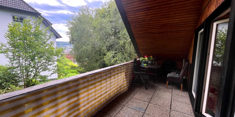 Balkon (DG)