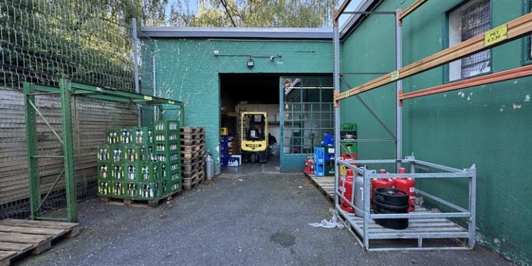 Außenlagerfläche