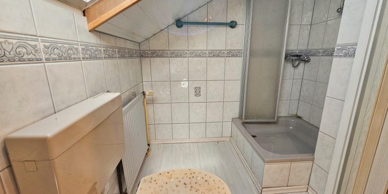 Badezimmer DG