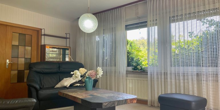 Wohnzimmer (EG)