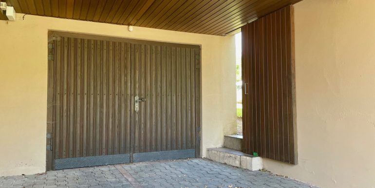 Garage und Carport