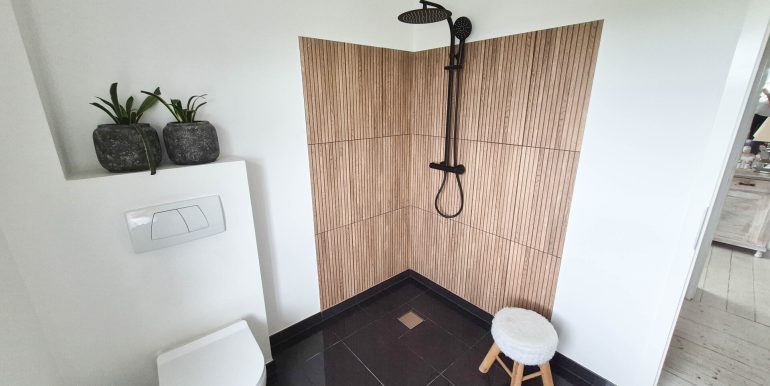 neues Duschbad