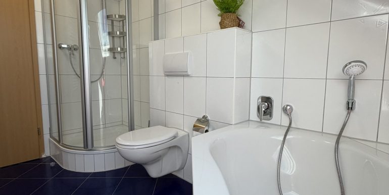 ...und Dusche
