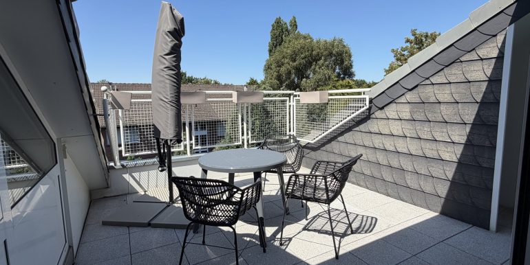 Sonne pur auf der der Loggia