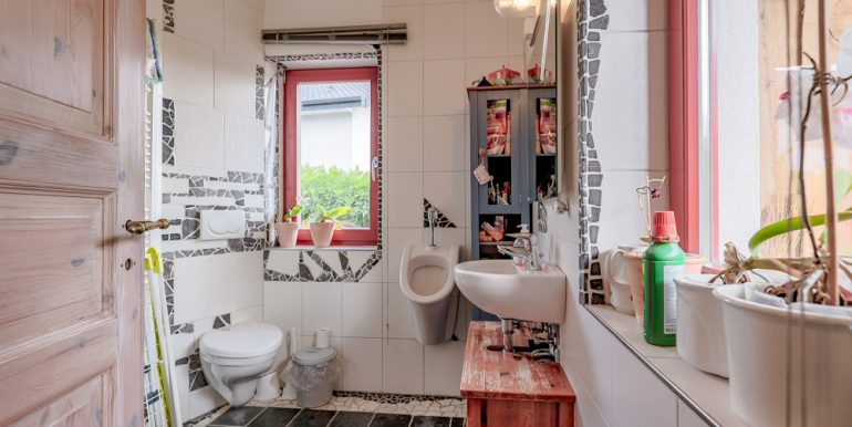 Badezimmer Erdgeschoss