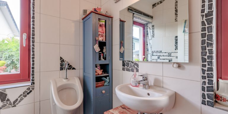 Badezimmer Erdgeschoss