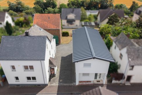 Gesamtansicht zwei Häuser