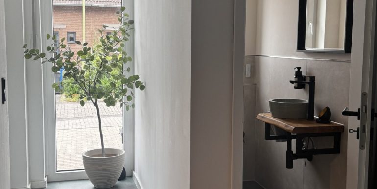 Flur/ Gäste- WC