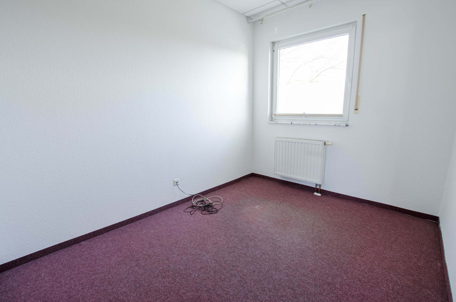 Warten / Büro