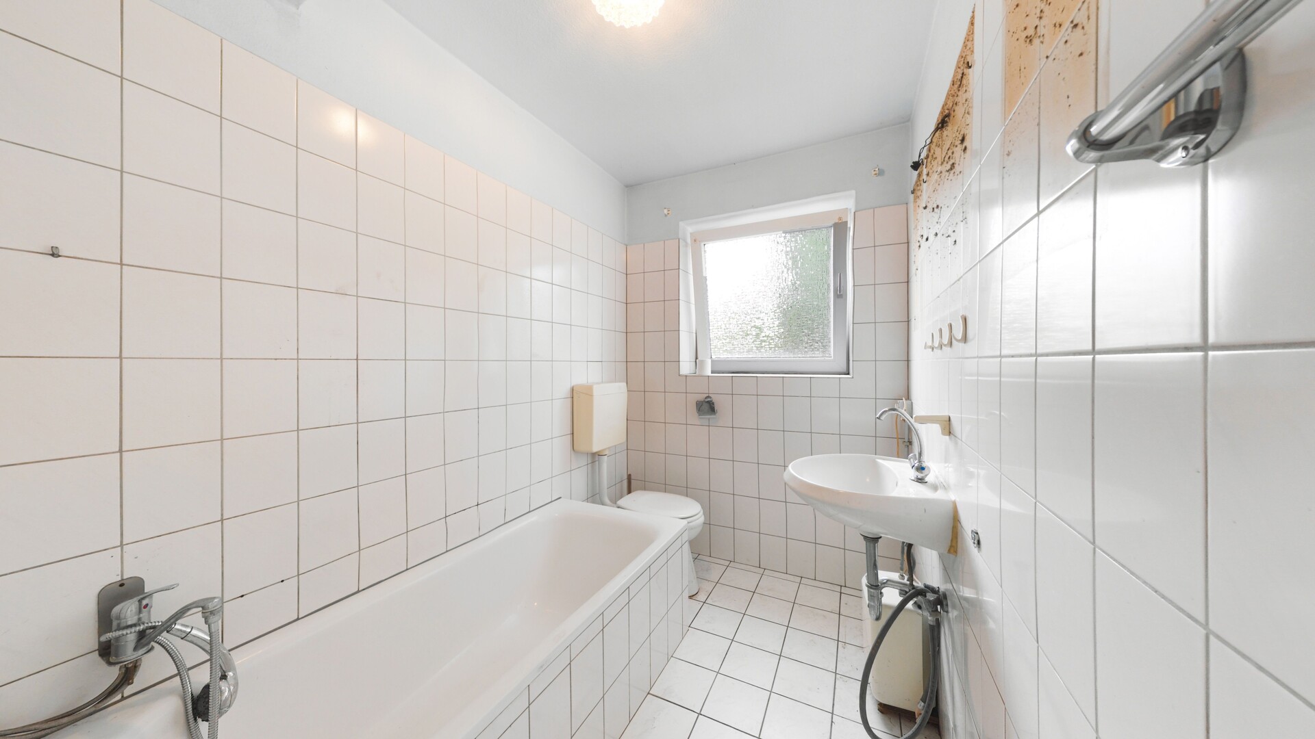 Badezimmer EG