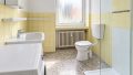 Badezimmer 1. OG Links