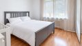 Schlafzimmer 2. OG Links